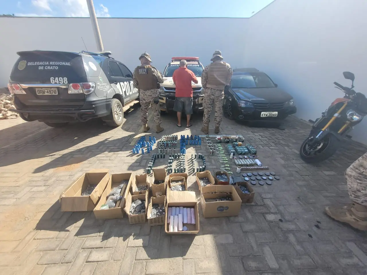 Imagem da notícia: Idoso é preso com 360 munições de armas de fogo no Interior do Estado