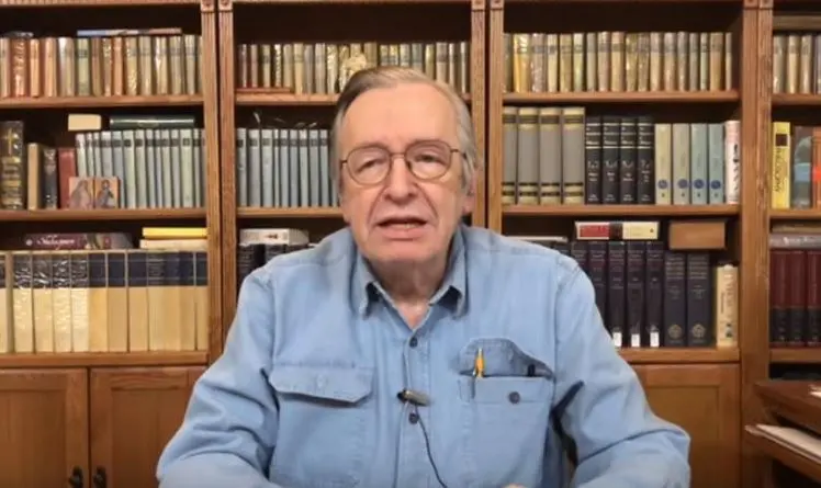 Imagem da notícia: Morto dias após diagnóstico de Covid, Olavo de Carvalho chamava doença de 