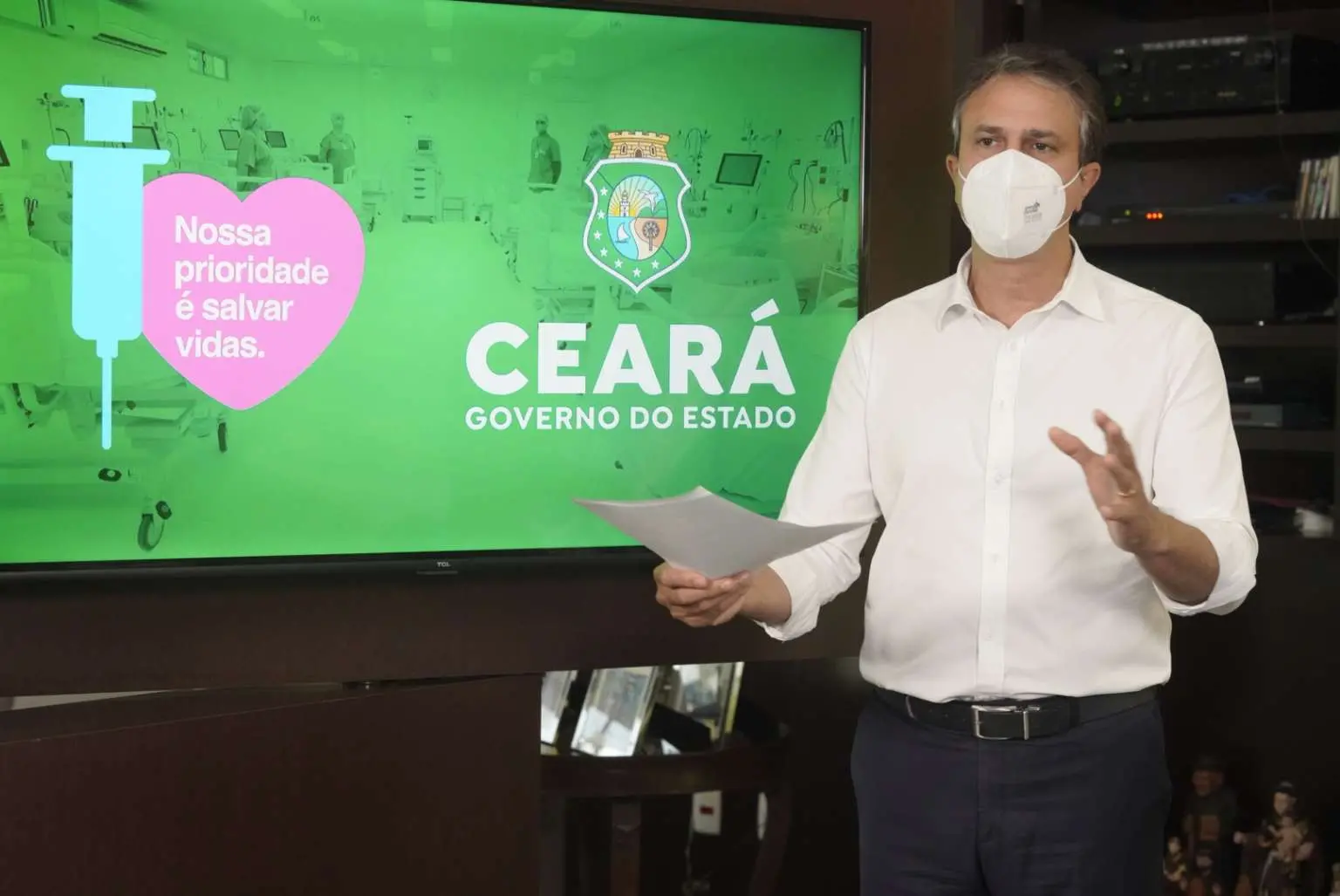 Imagem da notícia: Camilo Santana anuncia novo decreto com medidas de combate à Covid-19 para o Ceará 