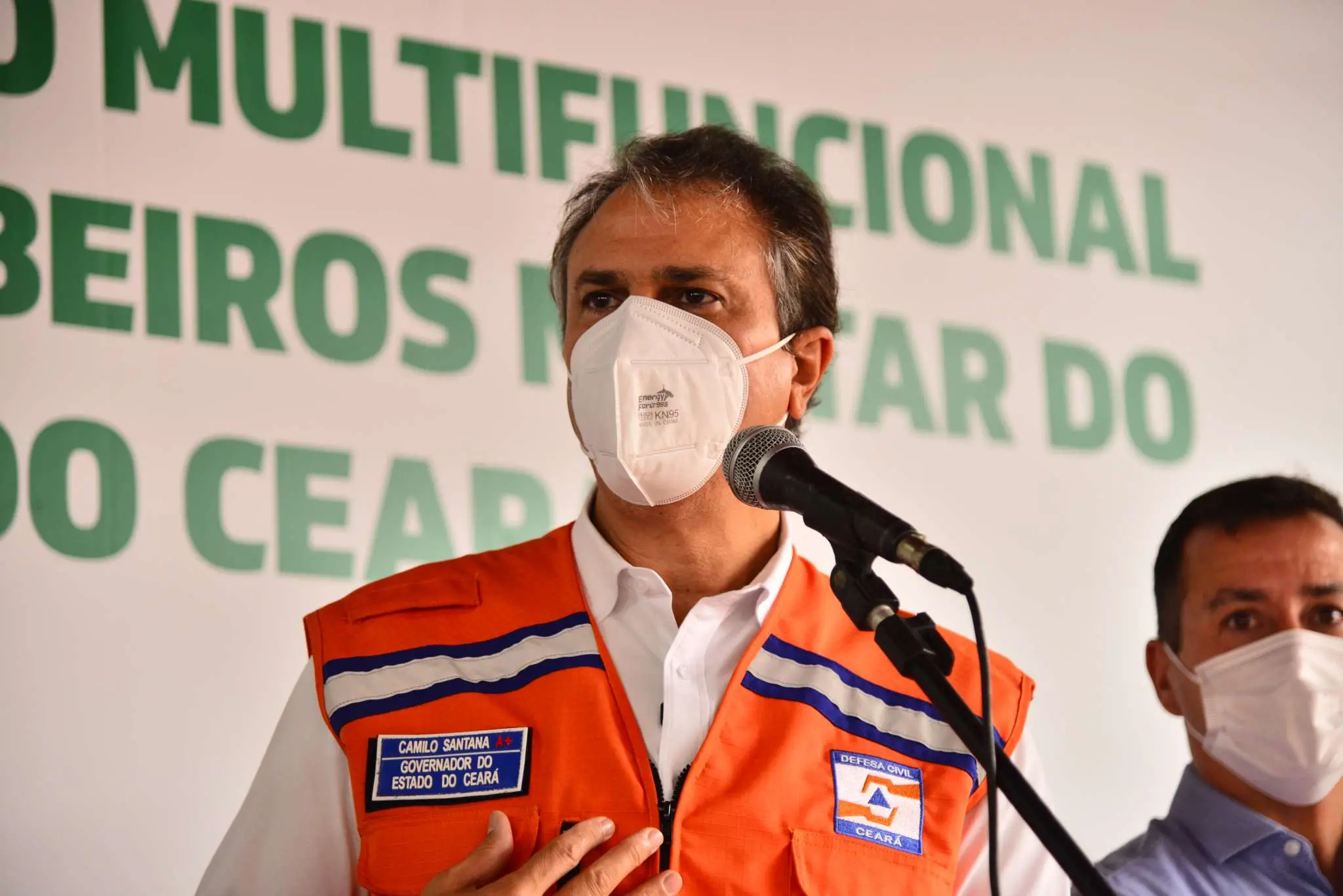 Imagem da notícia: Camilo Santana reage a queixas de petistas contrários à aliança com PDT: 'isso é cegueira política'