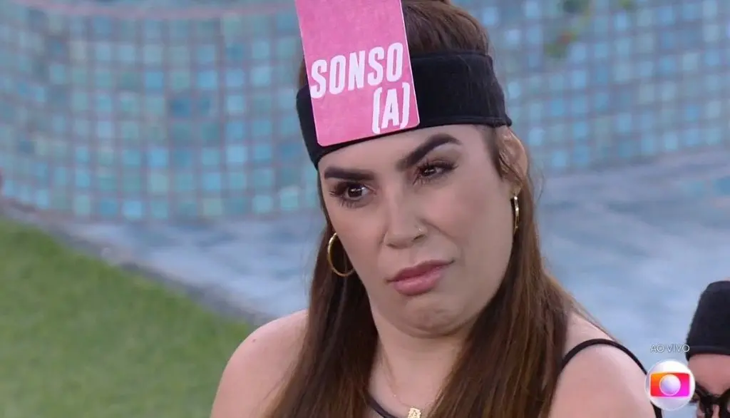 Imagem da notícia: Naiara Azevedo é chamada de sonsa por Paulo André no Jogo da Discórdia e reação vira piada