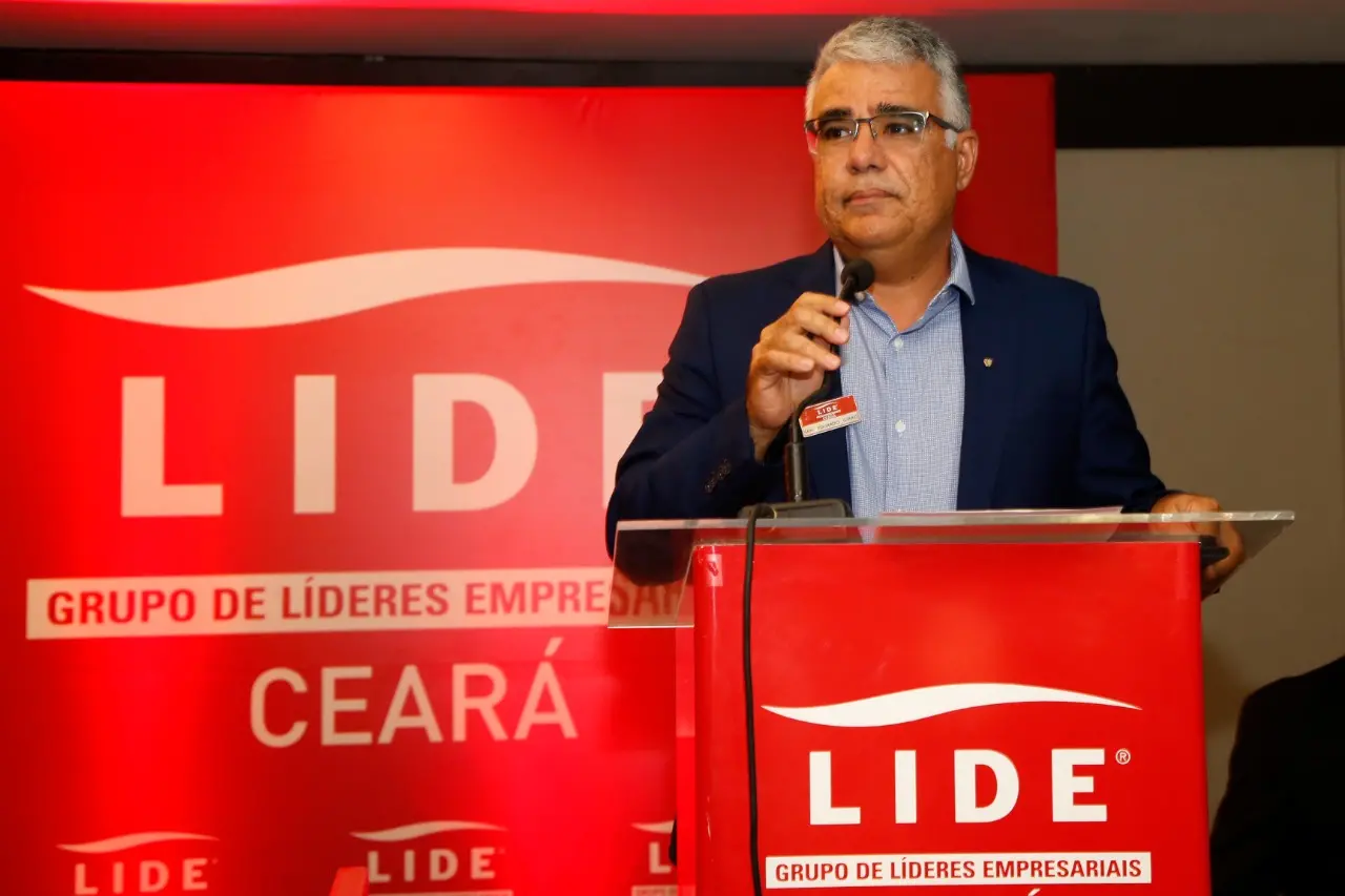Imagem da notícia: Girão diz que governo federal tem 