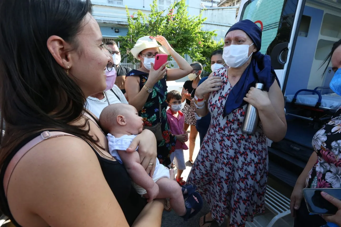 Família se organizou para viajar e compartilhar o momento com Izabel