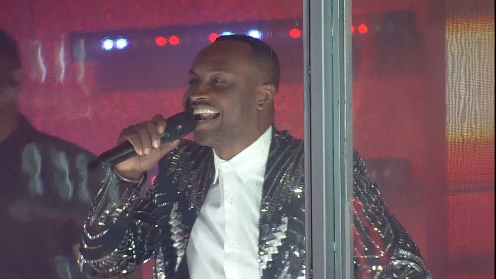 Imagem da notícia: Thiaguinho anima festa do BBB22 na noite deste sábado (19)