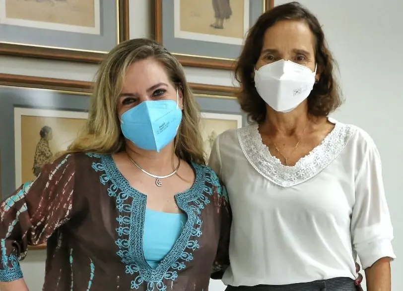 Imagem da notícia: Encontro de Luizianne com Izolda Cela fortalece a vice-governadora entre pré-candidatos do PDT