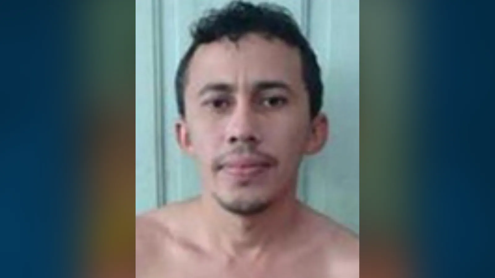 Ele é procurado por integrar um grupo criminoso atuante no Vale do Jaguaribe e é considerado perigoso