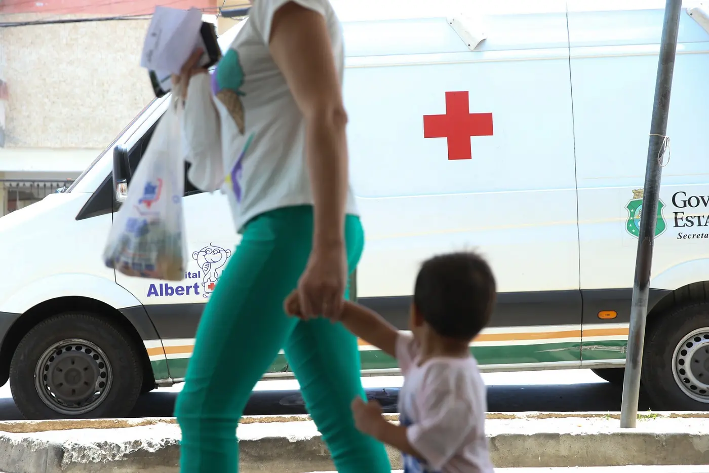 Imagem da notícia: 3ª onda da Covid tem menos impacto em crianças até 4 anos, mas gerou mais de 5 mil casos no Ceará