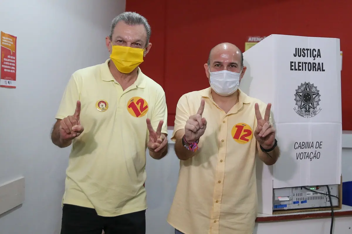 Imagem da notícia: Como a declaração de Sarto em apoio a Roberto Cláudio mexe com a disputa interna do PDT