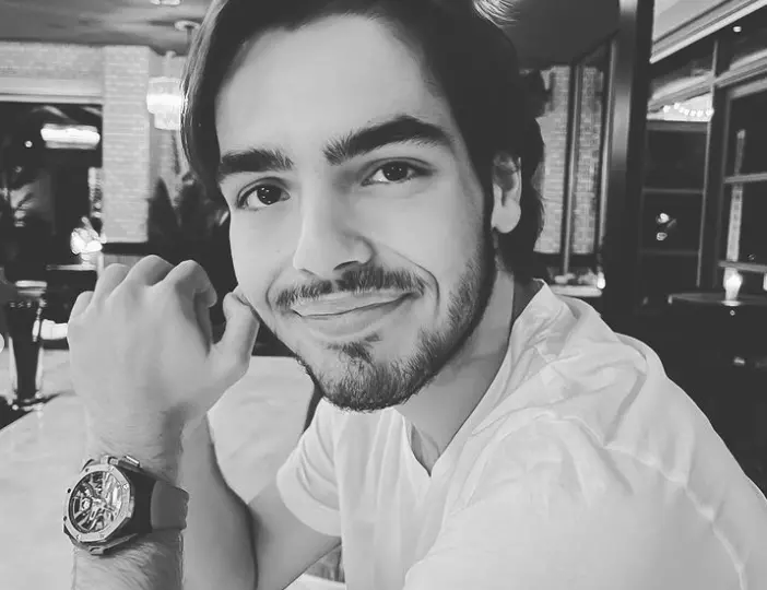 Imagem da notícia: Filho de Faustão, João Silva usa relógio de ouro e titânio que custa R$ 1,2 milhão