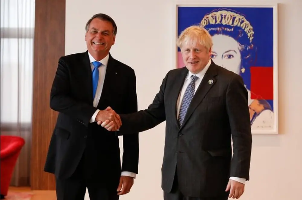 Imagem da notícia: Boris Johnson e Jair Bolsonaro concordam em pedir cessar-fogo na Ucrânia, diz governo britânico