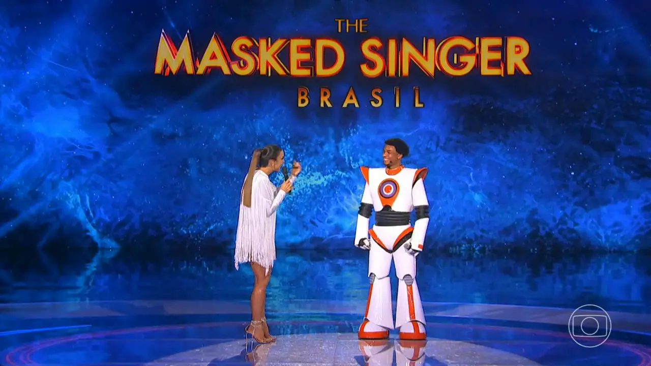 Imagem da notícia: Juan Paiva é desmascarado como robô no The Masked Singer Brasil