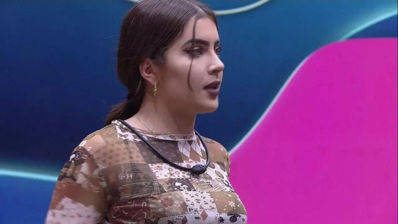 Imagem da notícia:  Jade Picon é criticada por mencionar doações em discurso do BBB 22