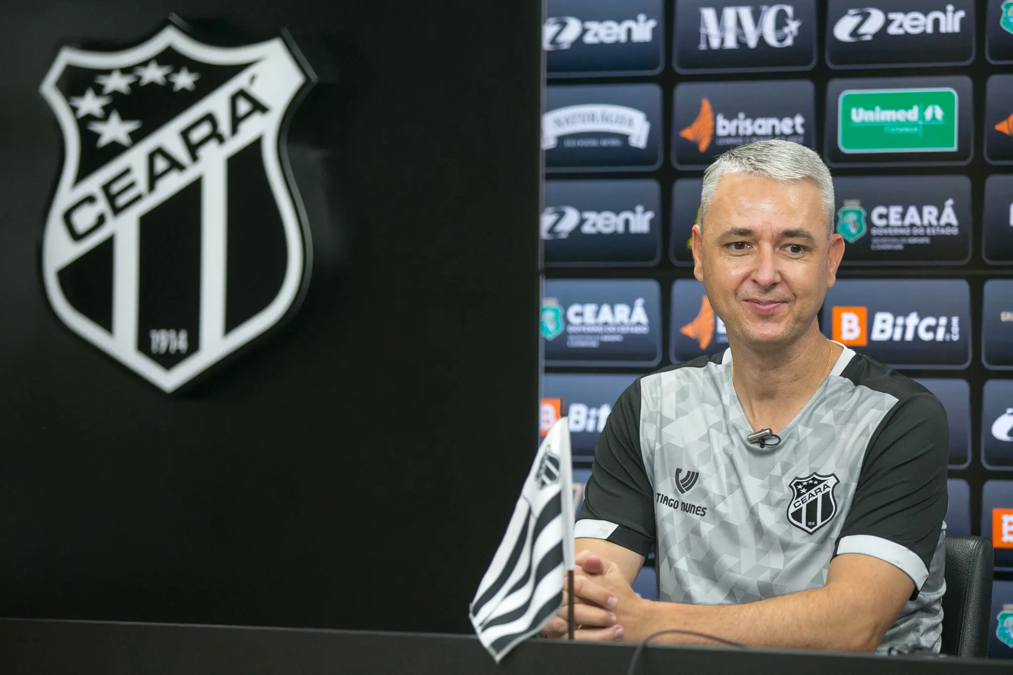 Imagem da notícia: Com 30 jogos e mais ofensividade, Tiago Nunes completa seis meses no Ceará; veja aproveitamento