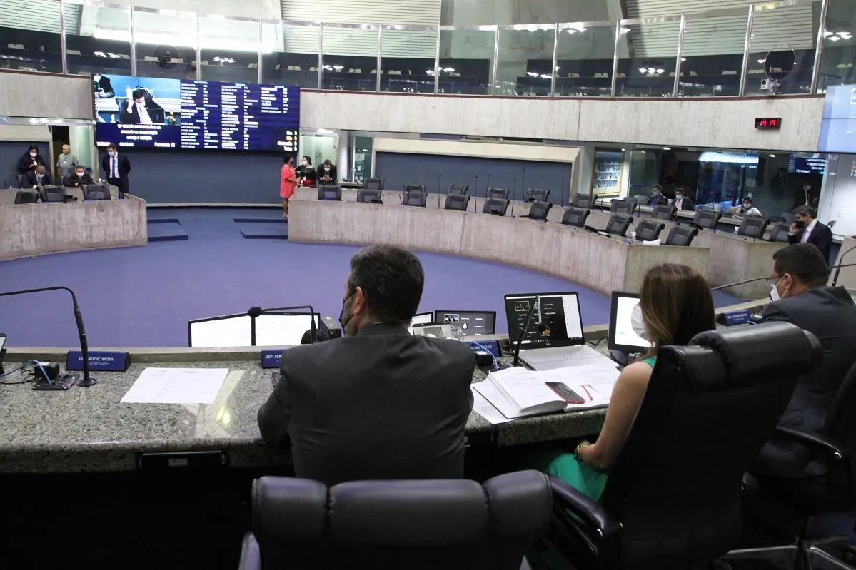 Imagem da notícia: Sob comando de Wagner, União Brasil deve mudar composição das bancadas no Legislativo