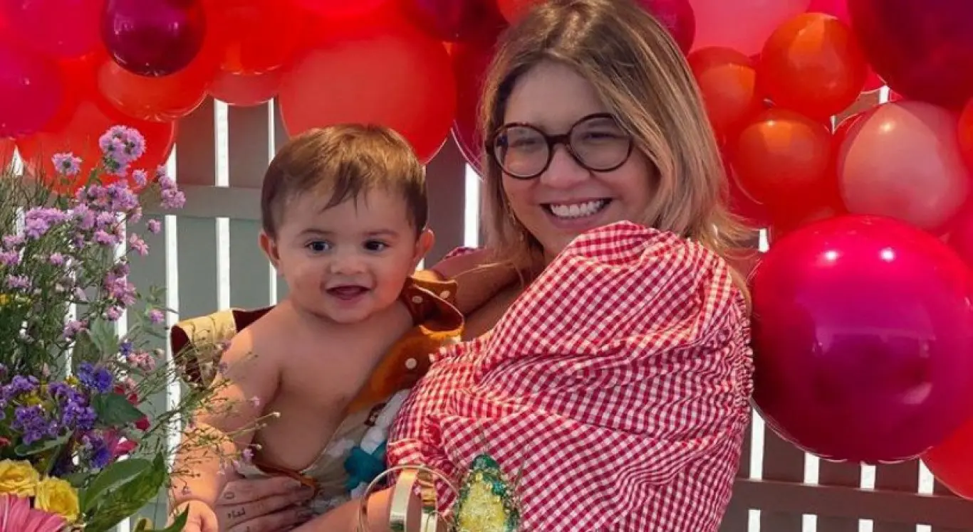 Imagem da notícia: Filho de Marília Mendonça teve 'diabetes emocional' após a morte da mãe, revela avó de garoto