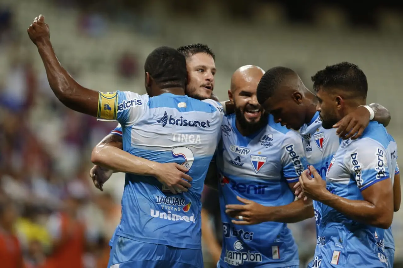 Imagem da notícia Análise: Fortaleza tem atuação segura contra CRB e vence com novidades em campo