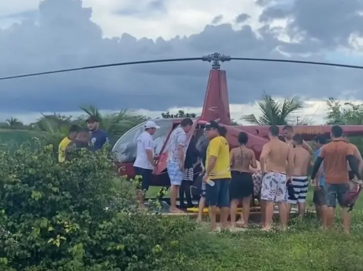 Imagem da notícia: Turista de SP morre vítima de afogamento no Buraco Azul, em Cruz, Litoral do Ceará