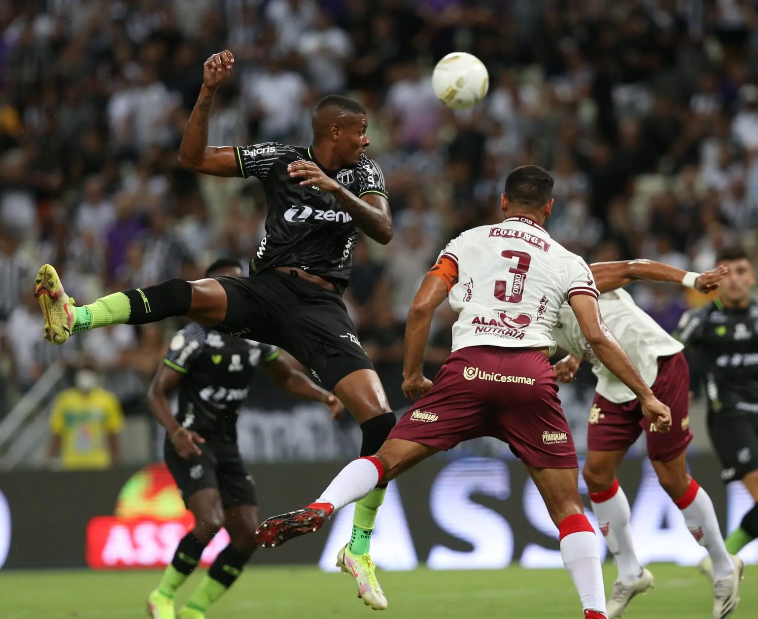 Imagem da notícia: Ceará perde para CRB-AL nos pênaltis e está eliminado da Copa do Nordeste