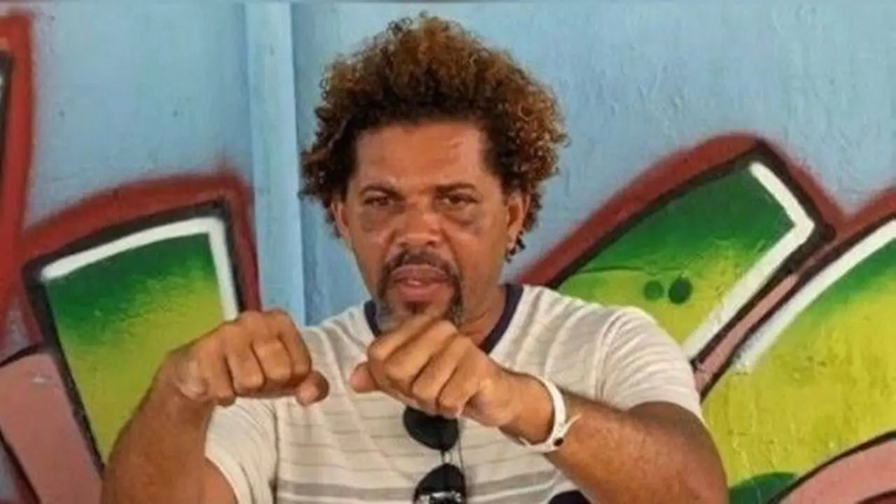 Imagem da notícia: Sem-teto espancado por personal trainer é flagrado tentando beijar mulher à força