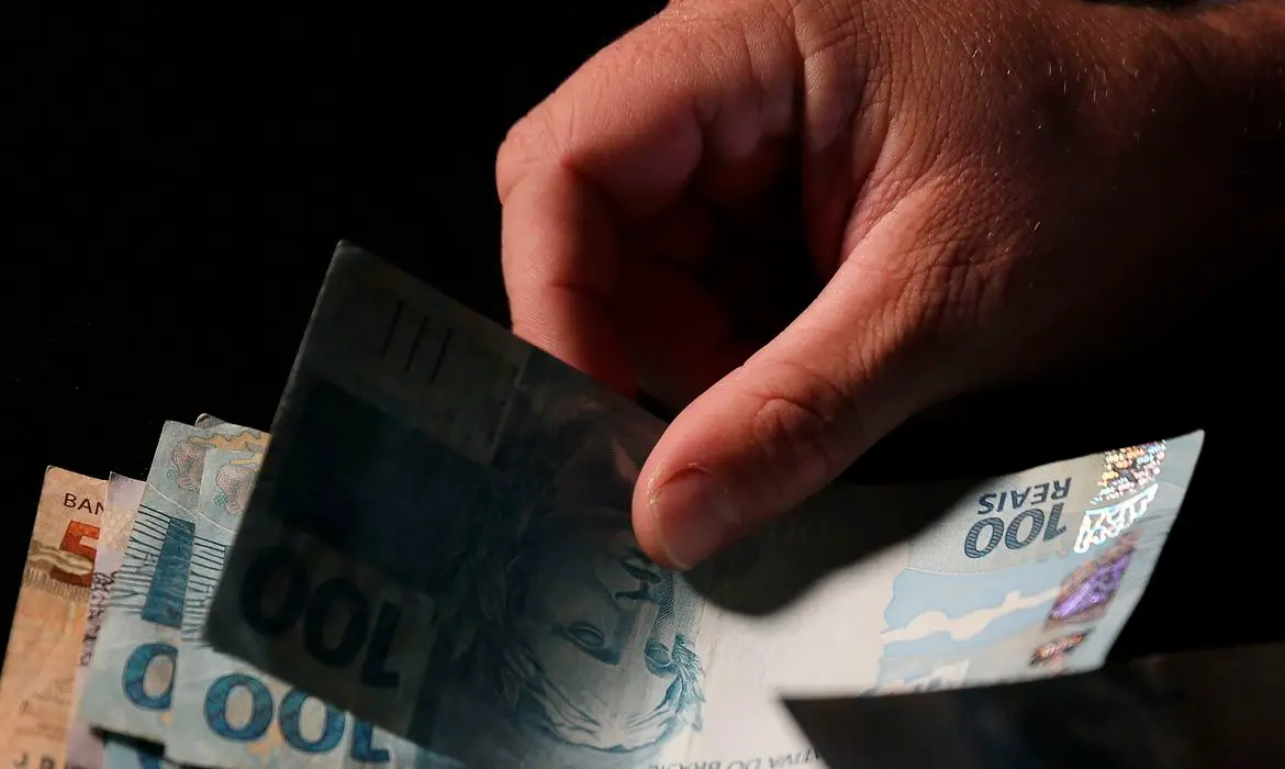 Imagem da notícia: Ceará Credi: Adece fecha parceria e já tem 400 novos pedidos em novo posto de microcrédito 