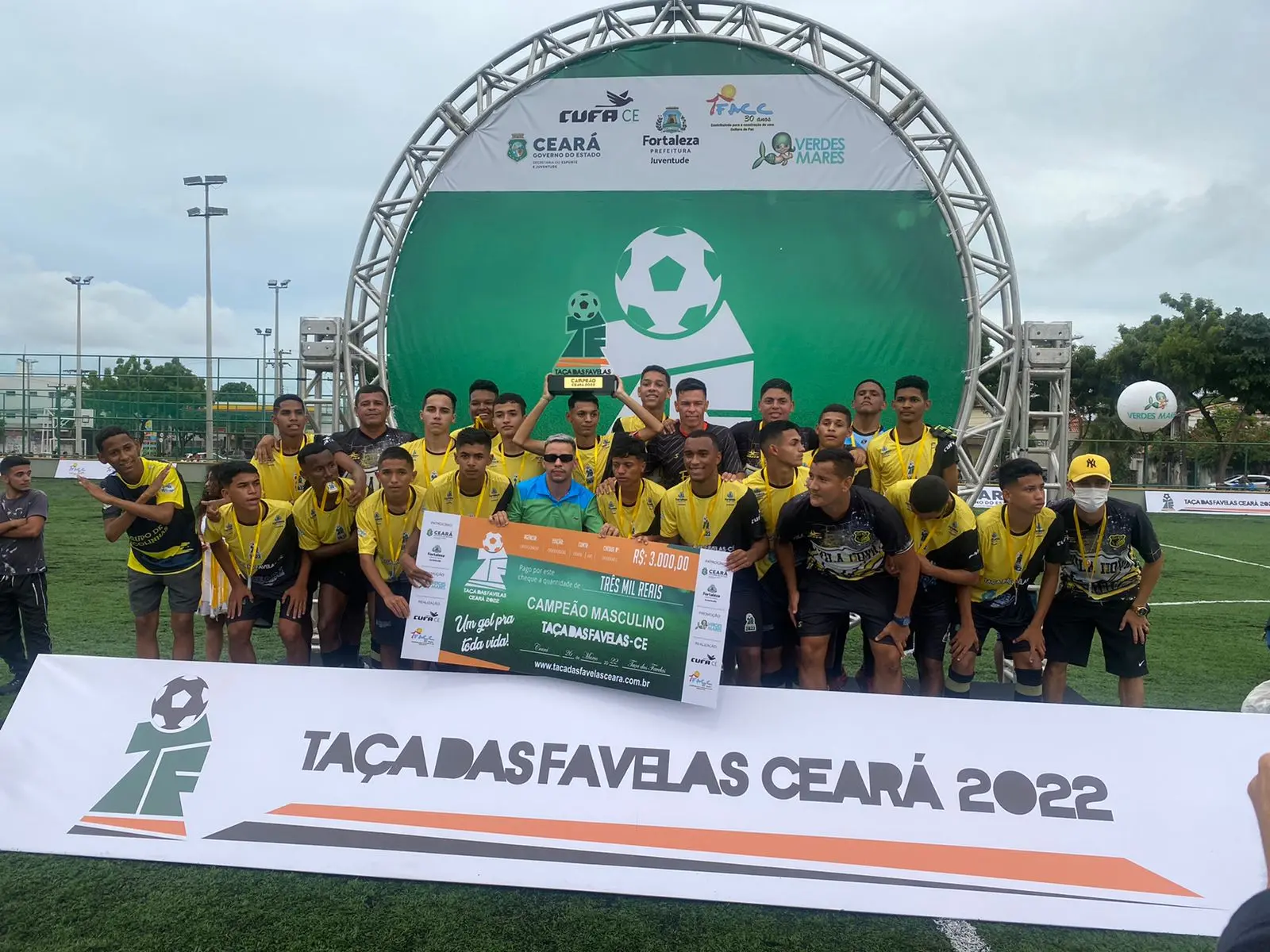 Imagem da notícia: Pantanal e Jangurussu conquistam Taça das Favelas do Ceará de 2022