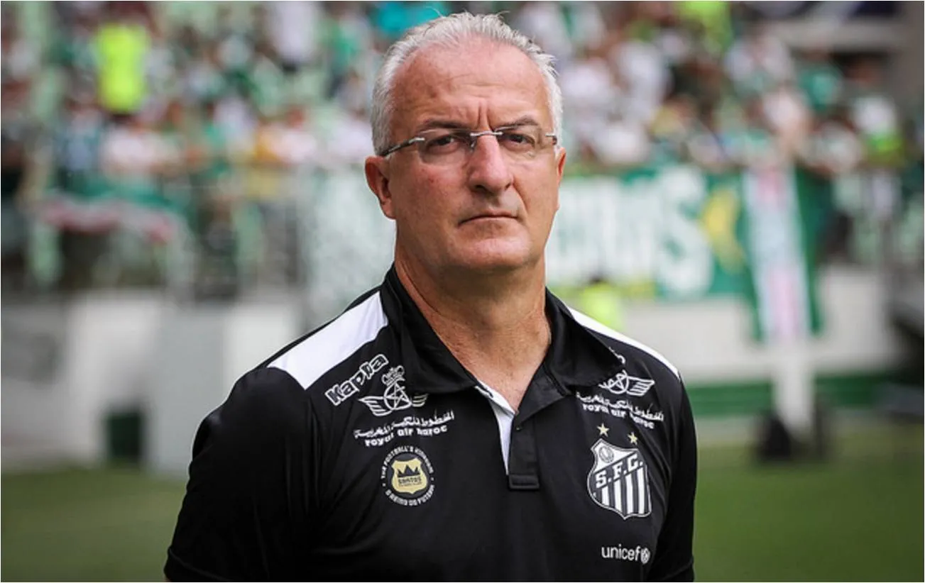 Dorival Júnior já teve passagens por grandes clubes brasileiros