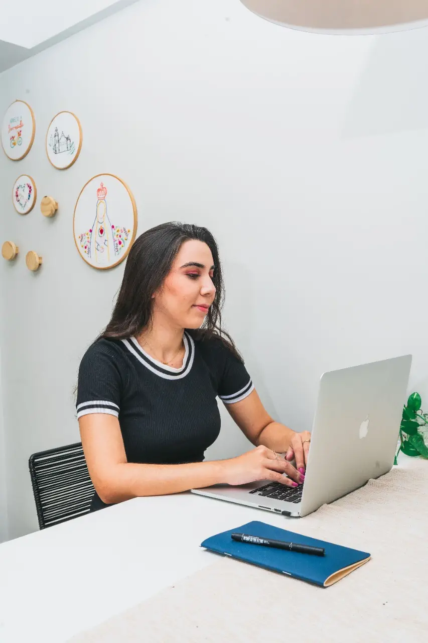 Imagem da notícia: De home office, cearenses buscam oportunidades de emprego em outros estados 