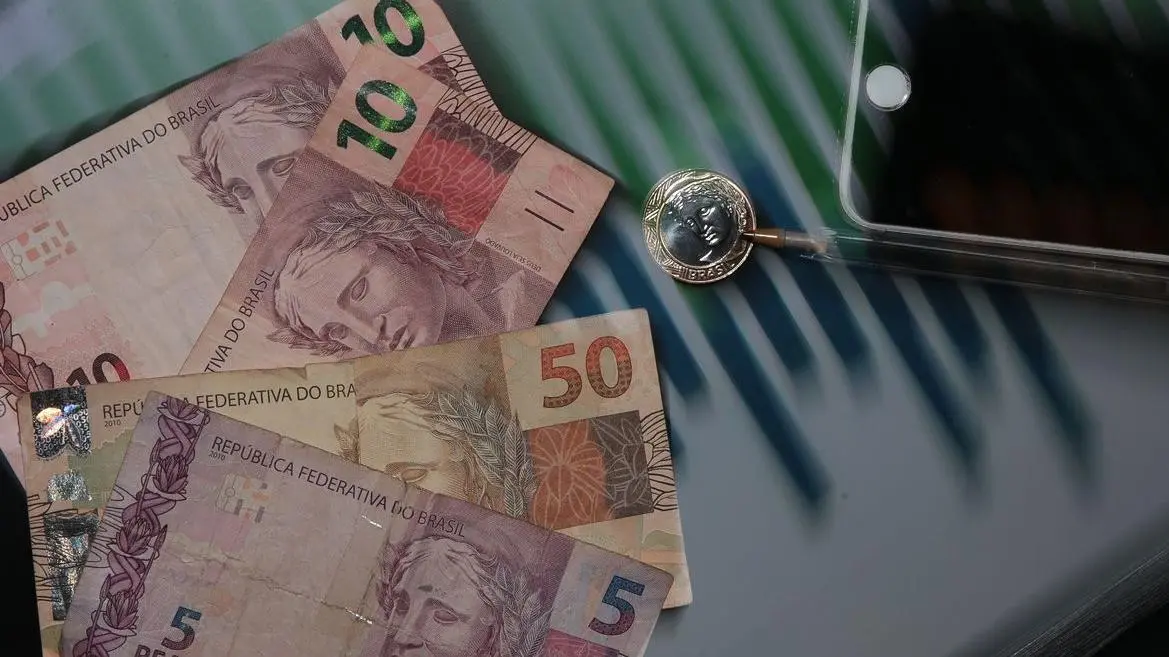 Imagem da notícia: Dinheiro esquecido: cliente resgata R$ 1,65 milhão através do Sistema de Valores a Receber