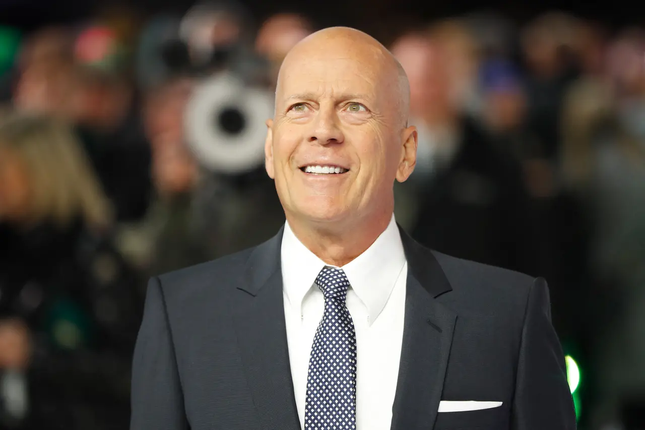 Imagem da notícia: Bruce Willis chegou a perder memória durante gravação de filme, diz integrante de equipe