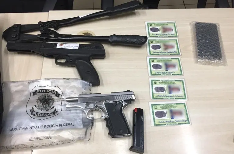 Imagem da notícia: Policial penal preso em operação da PF por roubo e contrabando de cargas é investigado na CGD