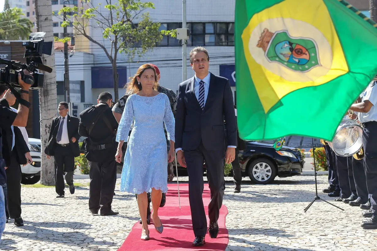 Imagem da notícia: Izolda Cela assume o Governo do Ceará neste sábado (2); acompanhe a cerimônia