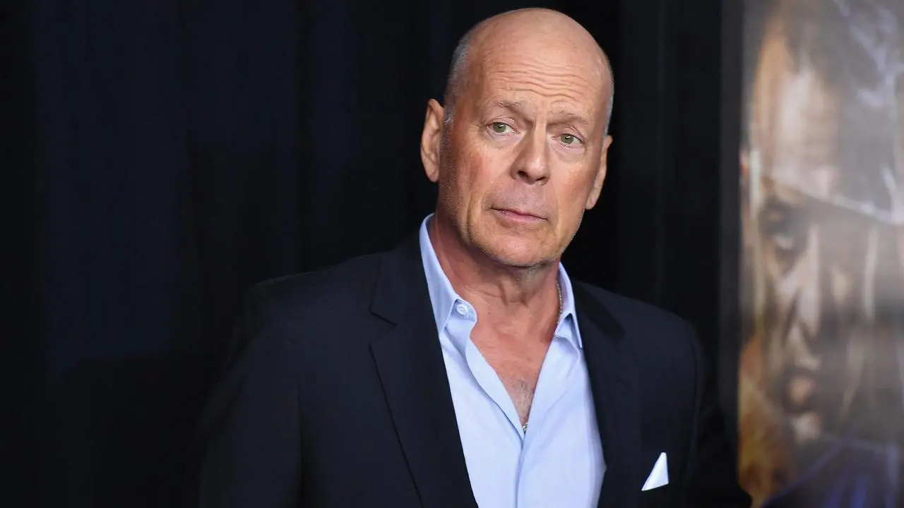 Imagem da notícia: Ator Bruce Willis teria vendido R$ 303 milhões em imóveis antes de pausa na carreira