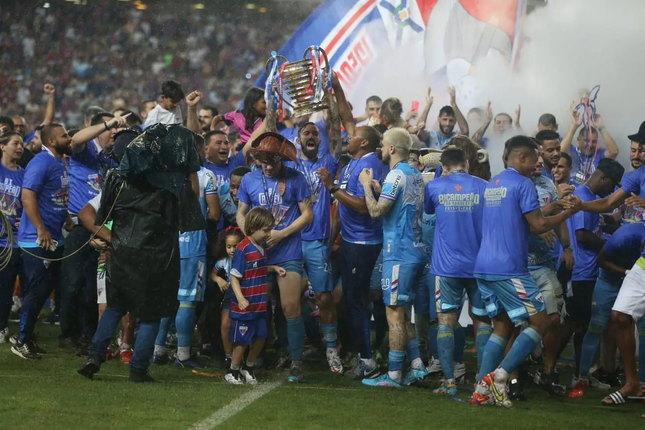Imagem da notícia: Fortaleza vence Sport e é bicampeão da Copa do Nordeste