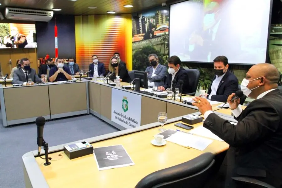 Imagem da notícia: Primeiro depoimento mostra relevância da CPI e aponta para reflexos na sucessão estadual