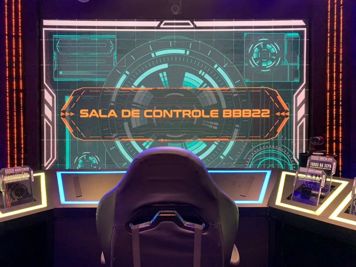 Imagem da notícia: 'Sala de controle': veja a primeira foto do quarto secreto do BBB 22 