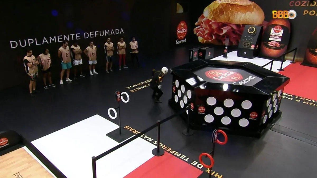 Dinâmica é disputada em duelos
