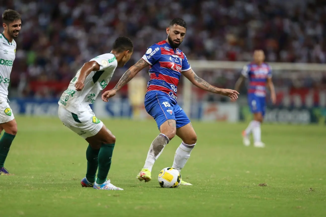 Imagem da notícia: Fortaleza perde para o Cuiabá em casa na estreia da Série A do Campeonato Brasileiro