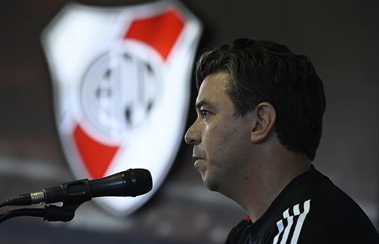 Imagem da notícia: River Plate divulga relacionados para o jogo com o Fortaleza; veja lista