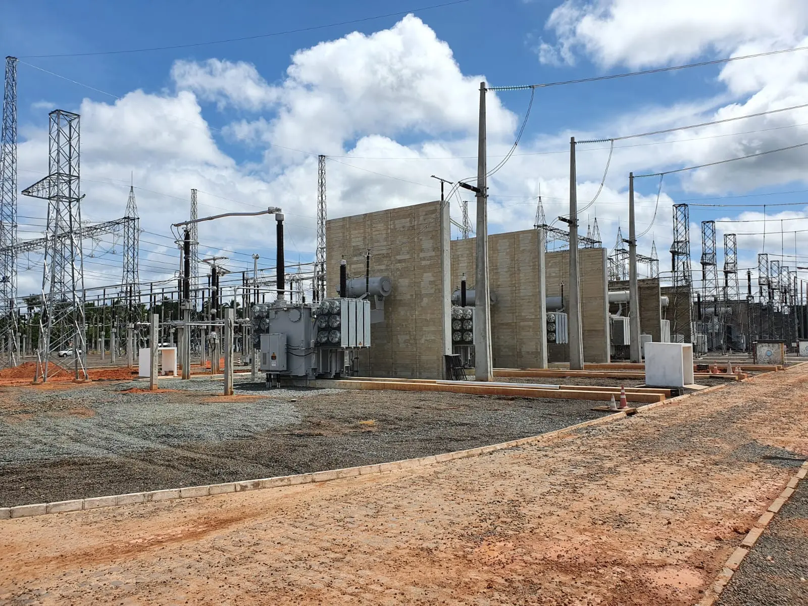 Imagem da notícia: Sistema Interligado Nacional tem reforço da Chesf