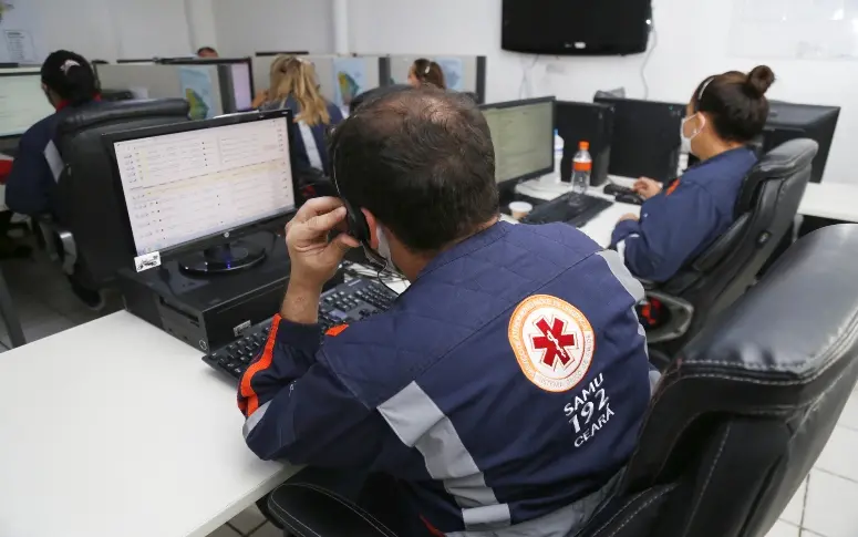 Imagem da notícia: Por telefone, Samu ajuda a salvar recém-nascida de engasgo em Juazeiro do Norte