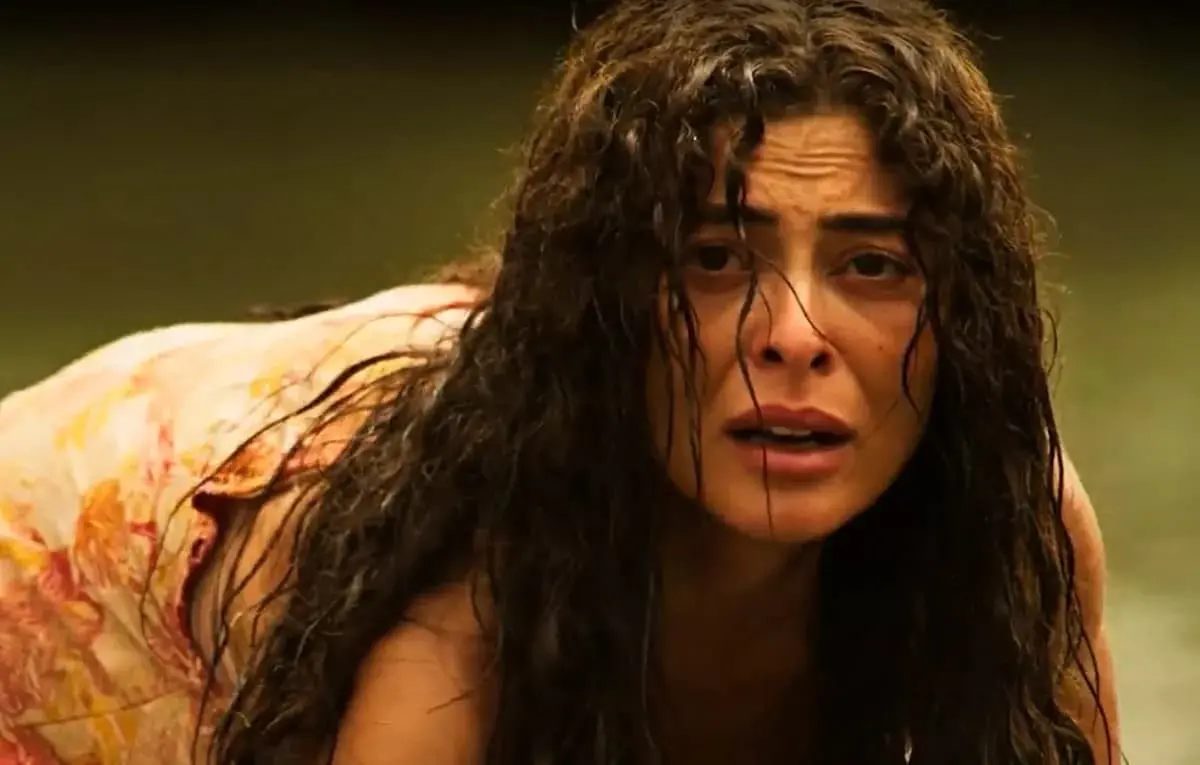 Imagem da notícia: Juliana Paes mostra bastidores da morte de Maria Marruá em 'Pantanal'; veja vídeo