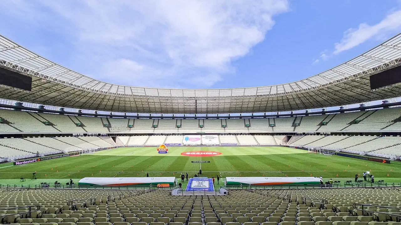 Imagem da notícia Situação do gramado do Castelão vai na contramão do momento histórico do futebol cearense