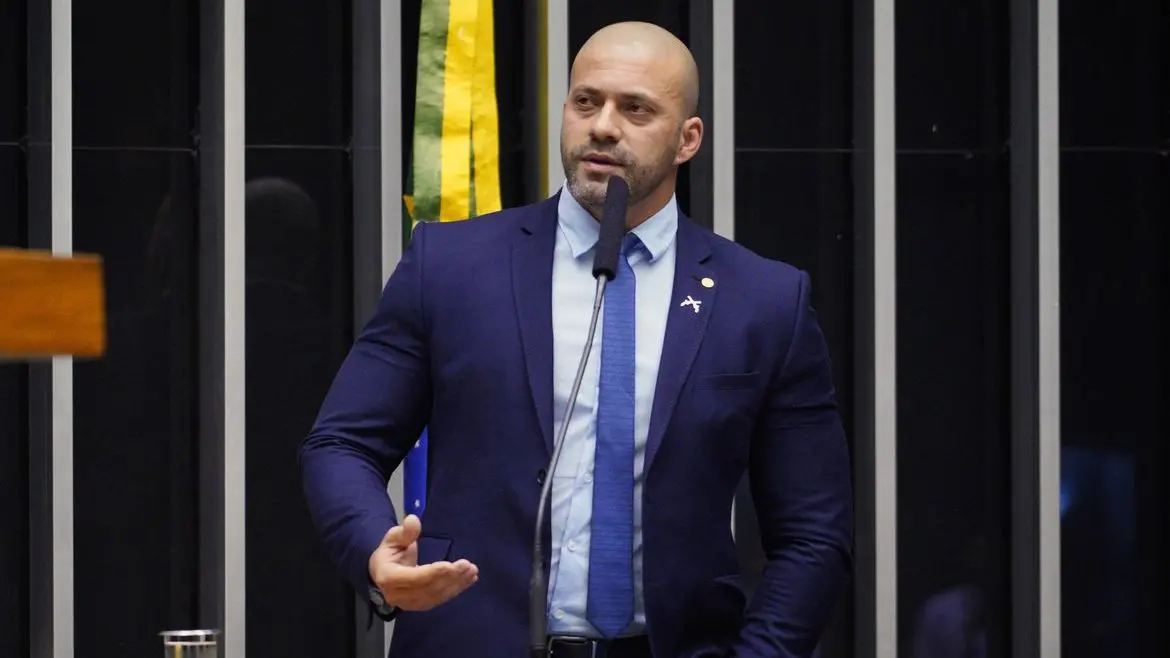 Imagem da notícia: STF decide por prisão de Daniel Silveira e cassação de mandato