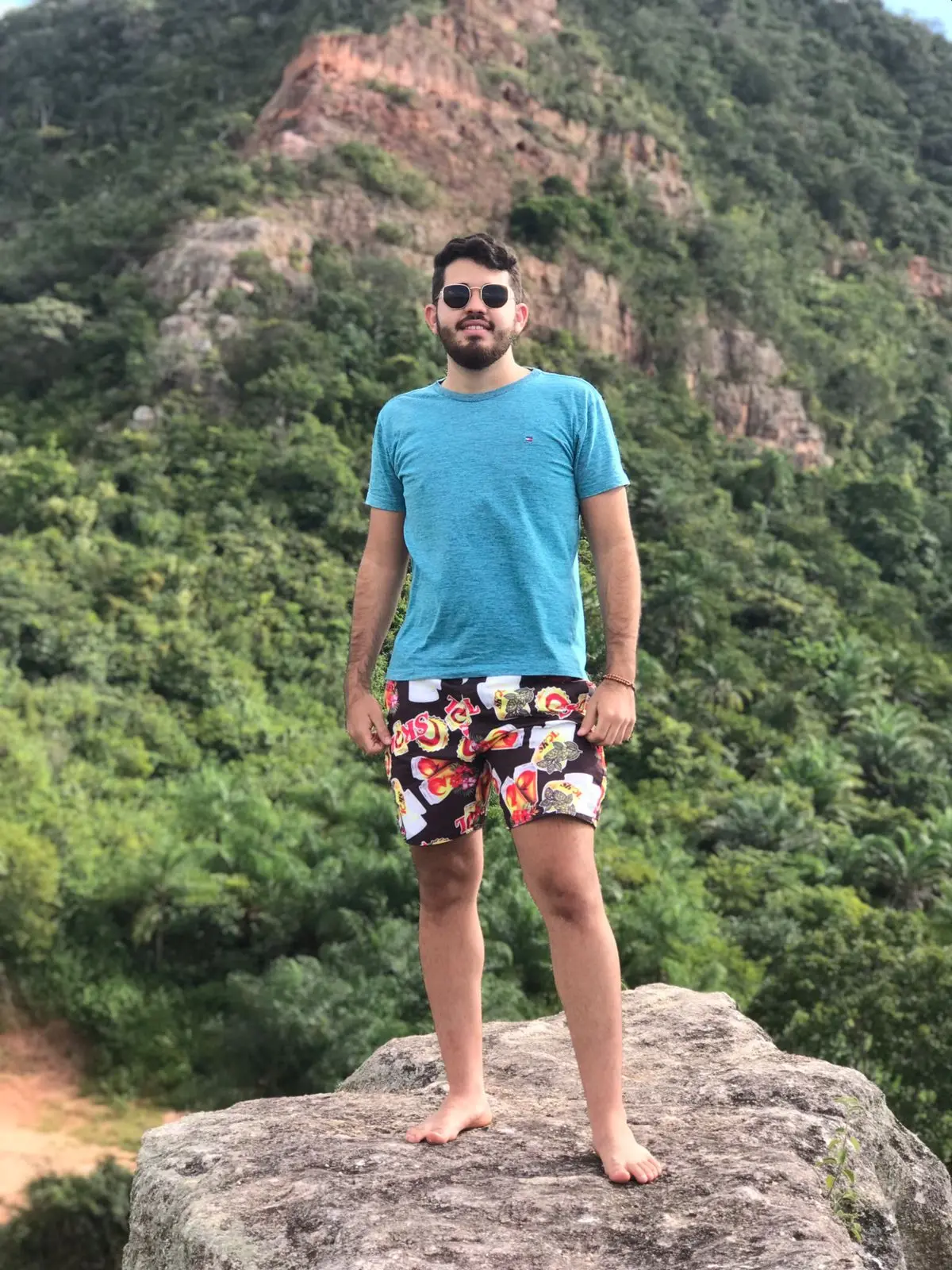 Imagem da notícia: Jovem de 20 anos morre, e família denuncia negligência em hospital no Interior do Ceará
