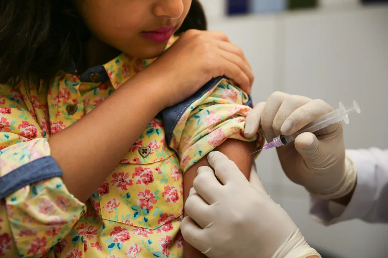 Também existem vacinas contra meningites disponível para adolescentes como é o caso da Meningocócica ACWY