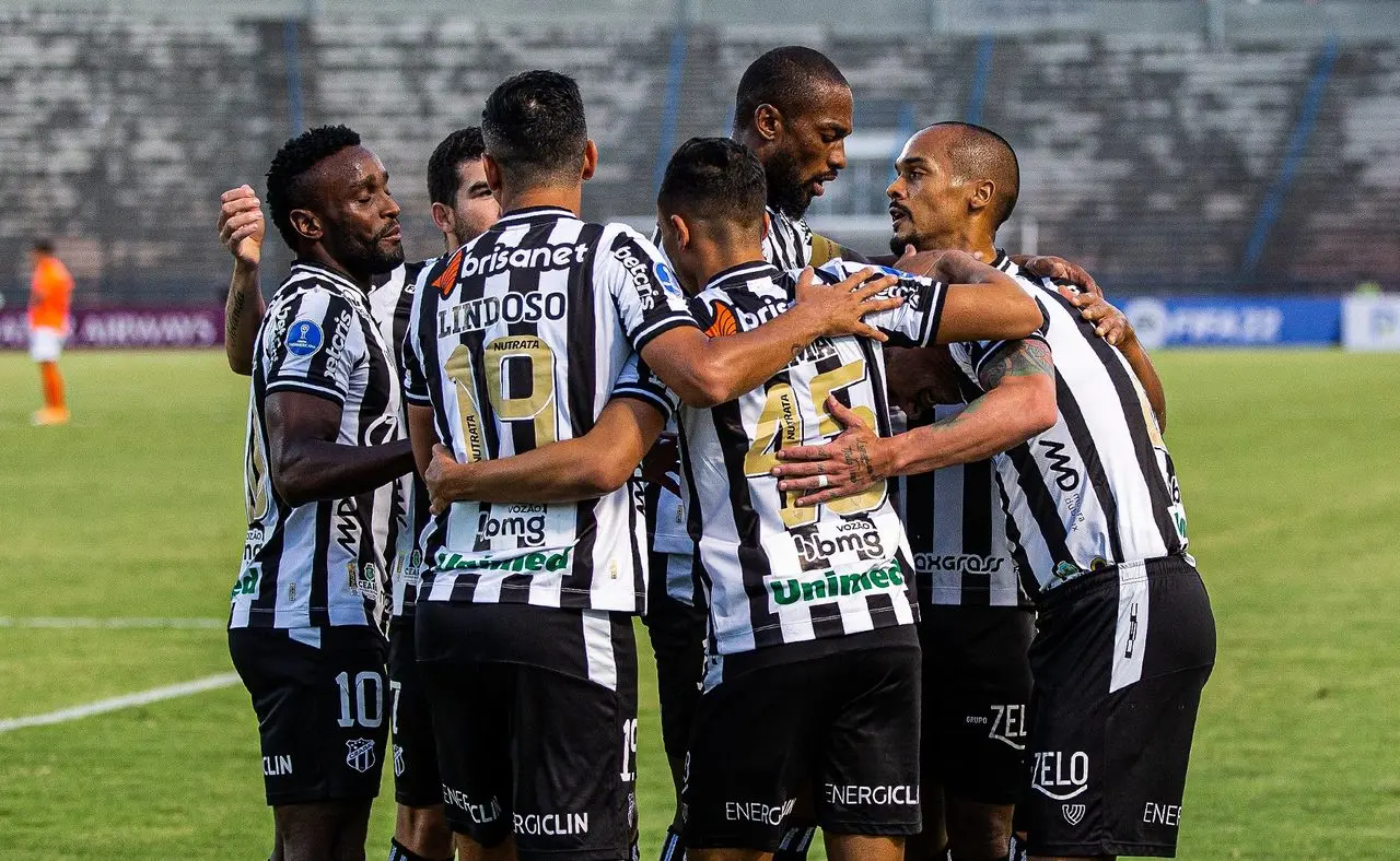 Imagem da notícia: Ceará tem time titular definido na 