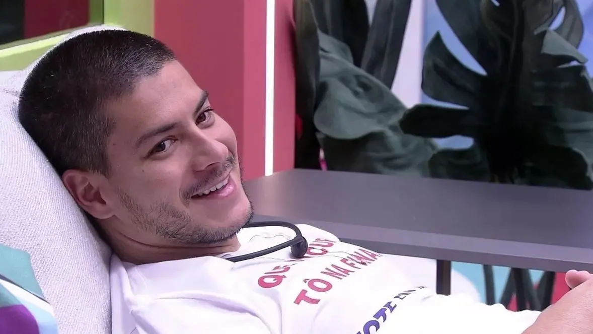 Imagem da notícia: Quem vai ganhar o BBB 22? Resultado parcial da enquete aponta Arthur Aguiar campeão