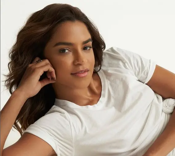 Imagem da notícia: Lucy Alves fala sobre ser bissexual: 'gosto de pessoas'