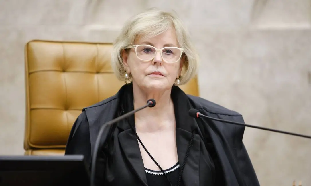 Imagem da notícia: Rosa Weber dá prazo de 10 dias para Bolsonaro explicar perdão de pena a Daniel Silveira