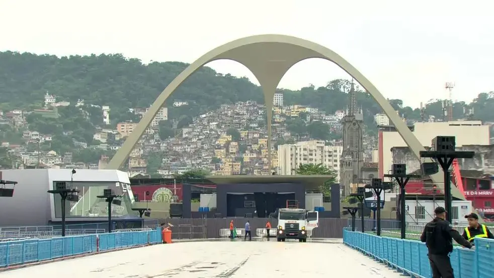 Imagem da notícia: Quem ganhou o Carnaval do Rio de Janeiro? Acompanhe a apuração em tempo real